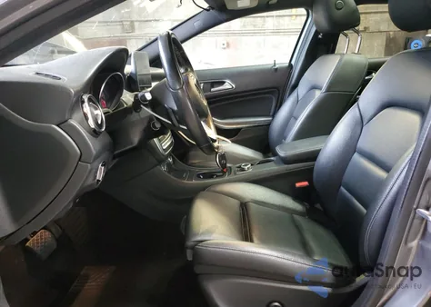 2018 Mercedes-Benz Gla 250 4Matic z USA, uszkodzony, nr VIN WDCTG4GB4JJ522224